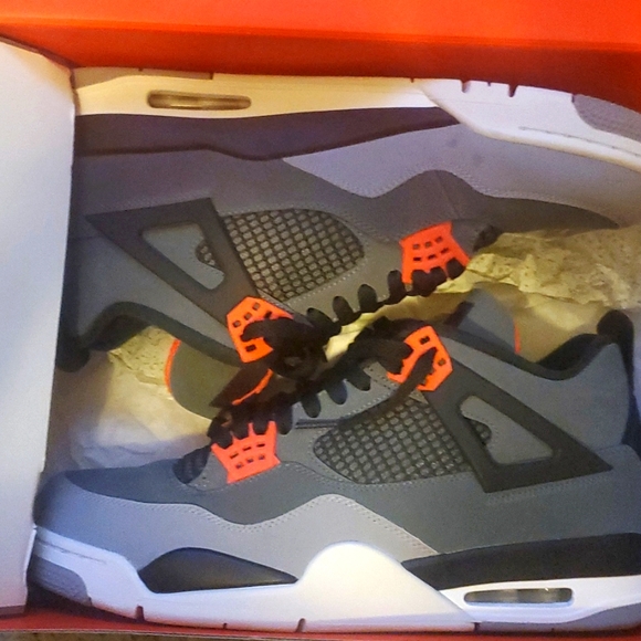Jordan 4s size 13